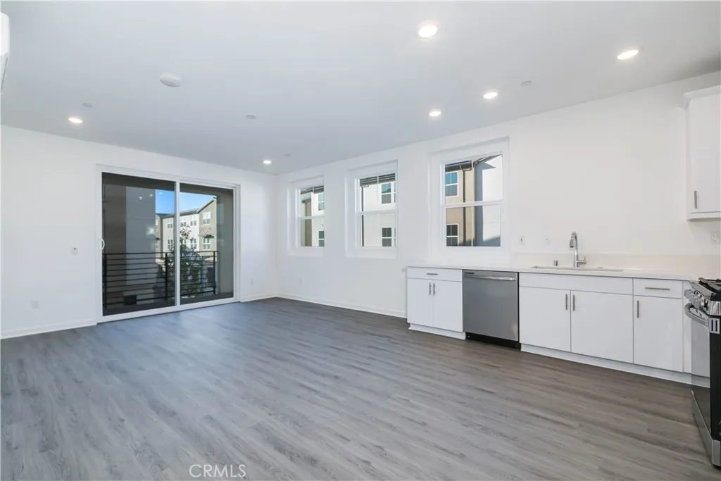 667 Limoncello Lane, Covina, California 91723 home-pic-7